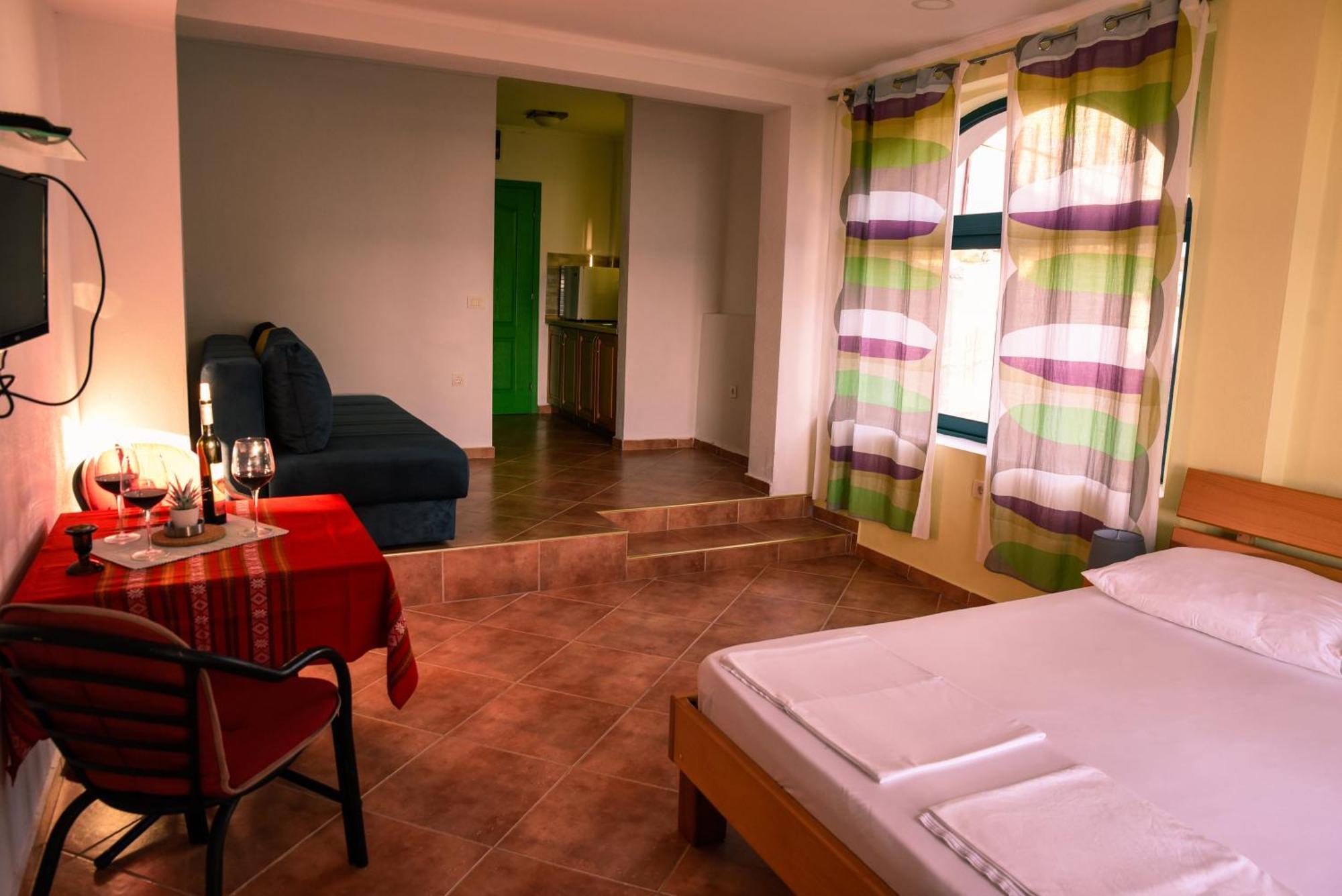 Apartments Susanna Ulcinj Ruang foto
